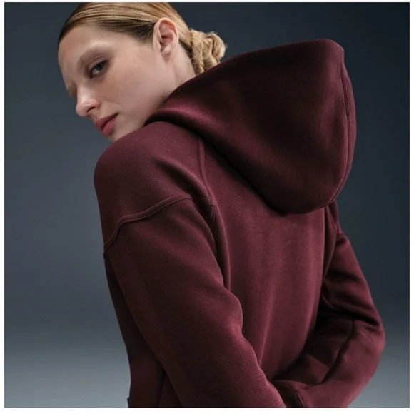 Nike Tech Women's Sportswear Fleece
Windrunner Full-Zip Hoodie - Picture 3 of 5